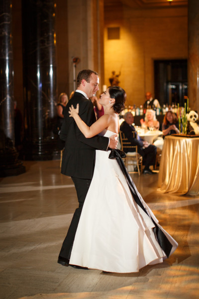 Classic Nelson Atkins Museum Wedding Kansas City