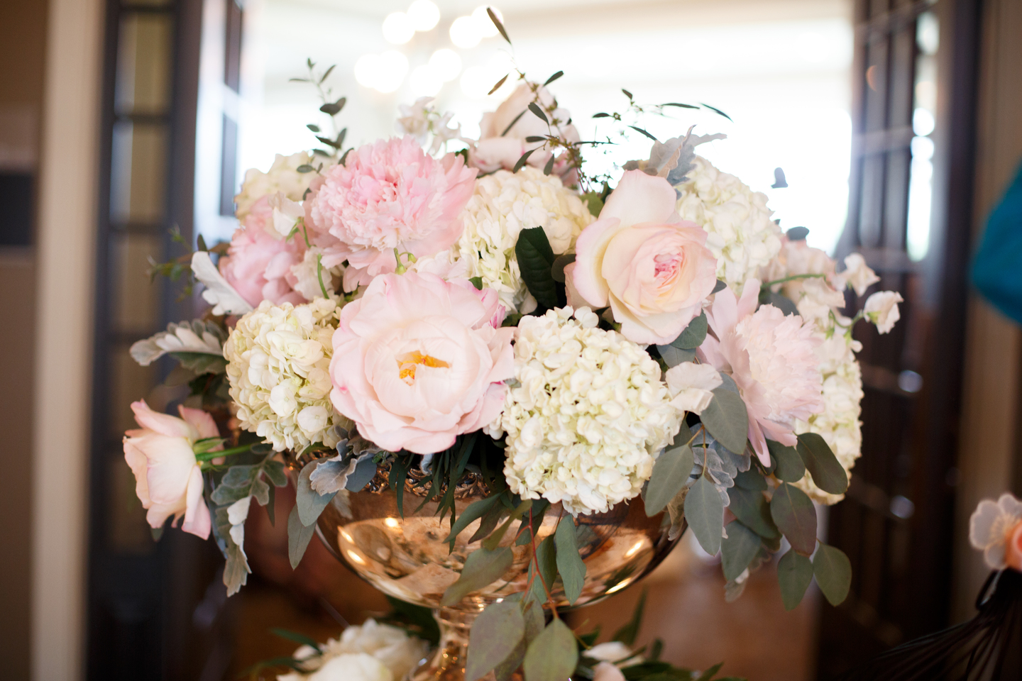 Beco Flowers spring wedding floral design