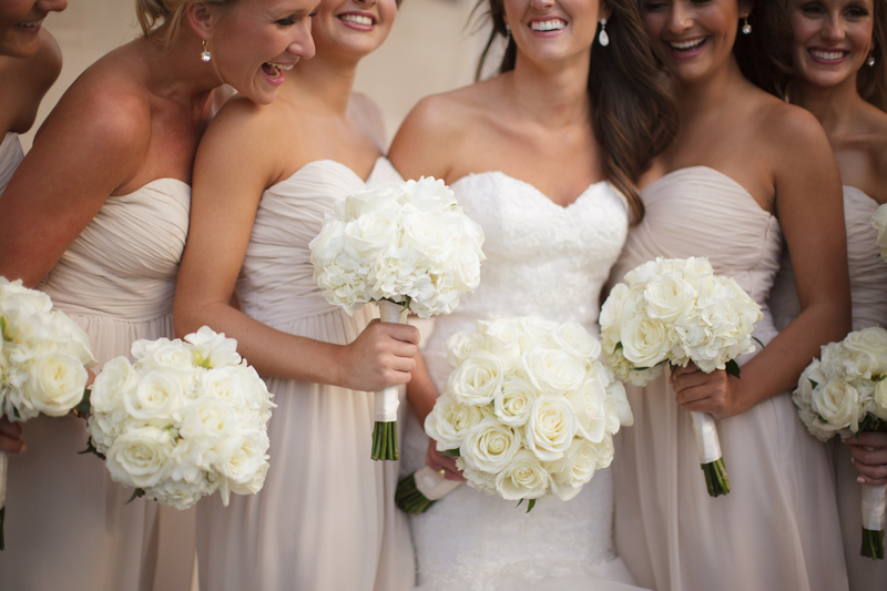 white wedding floral bouquets