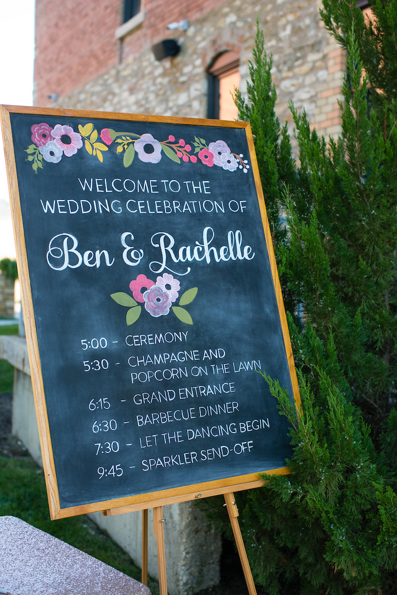 Rachelle + Ben Natural Kansas City Wedding