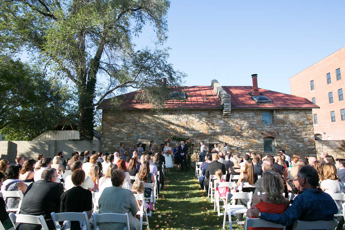 Rachelle + Ben Natural Kansas City Wedding