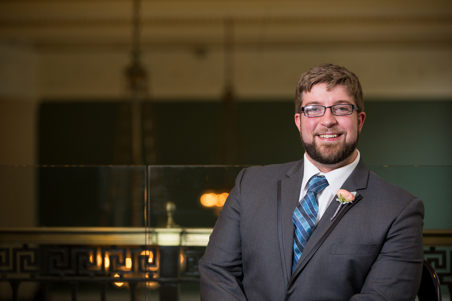 groom portrait