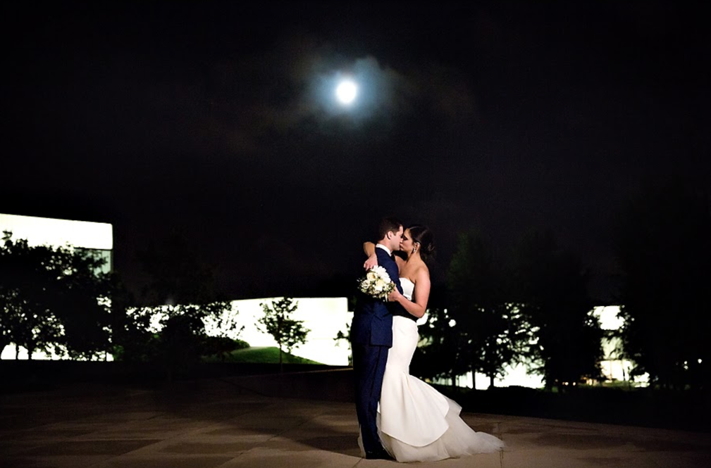 Elyse & Grant’s Nelson-Atkins Wedding